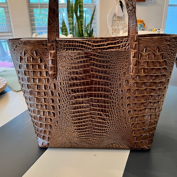 Sold out online! NWT Brahmin Brooke Hazlenut Melbourne - Picture 2 of 4